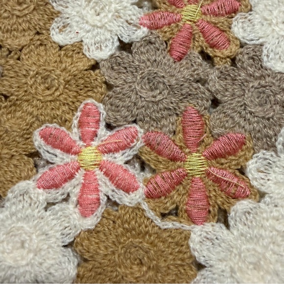 Handmade Knit Crochet Stitch Floral Granny Square Cami Crop Tank Top Boho Pool M - Picture 8 of 10